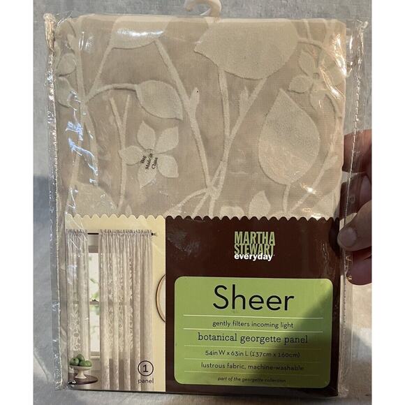 Martha Stewart Everyday Sheer Georgette Panel Botanical 54 x 63 1 Panel - Picture 1 of 3